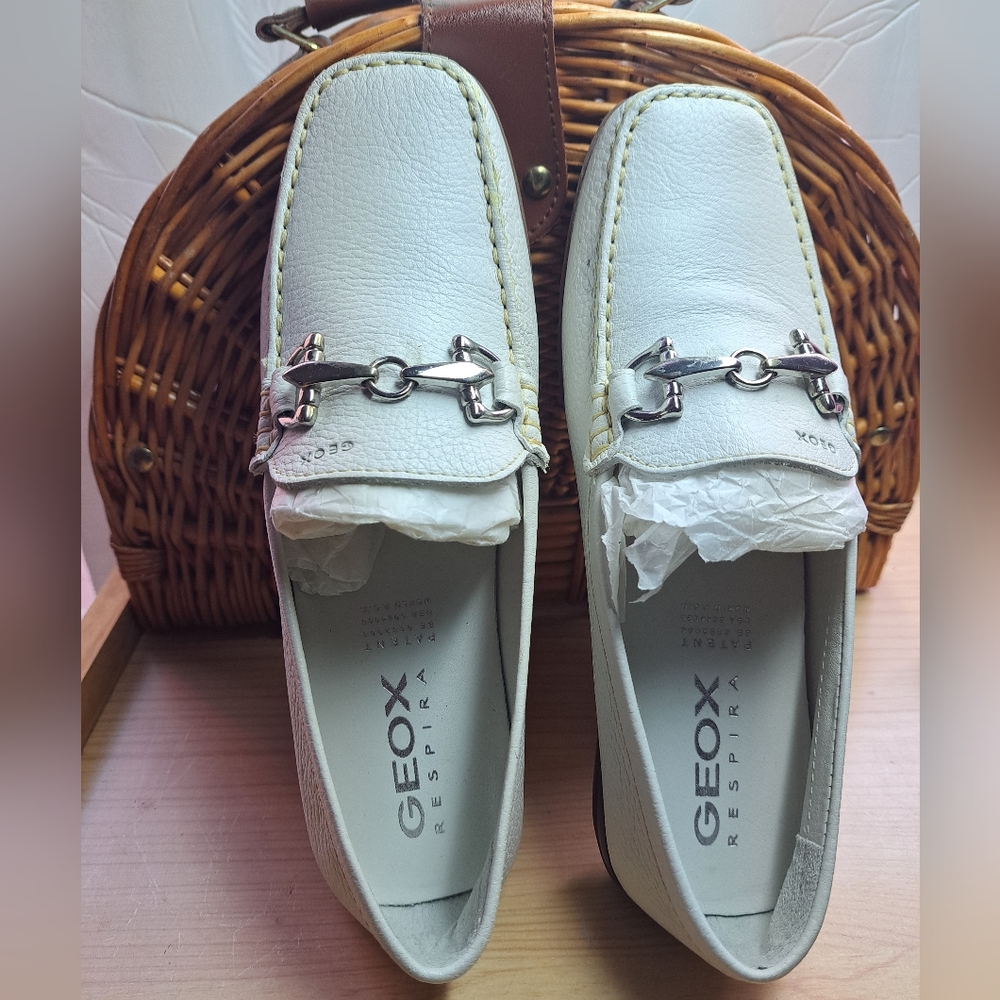 Geox Respira White Leather  Loafer Shoes Sz 37